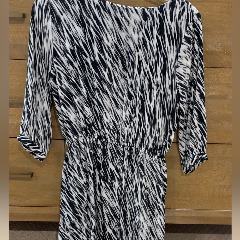 Beautiful Vince dress.